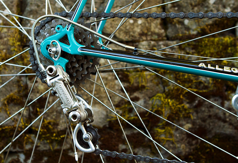 Tell Your Story: 1964 Allegro Special | The Simplicity of Vintage Cycles
